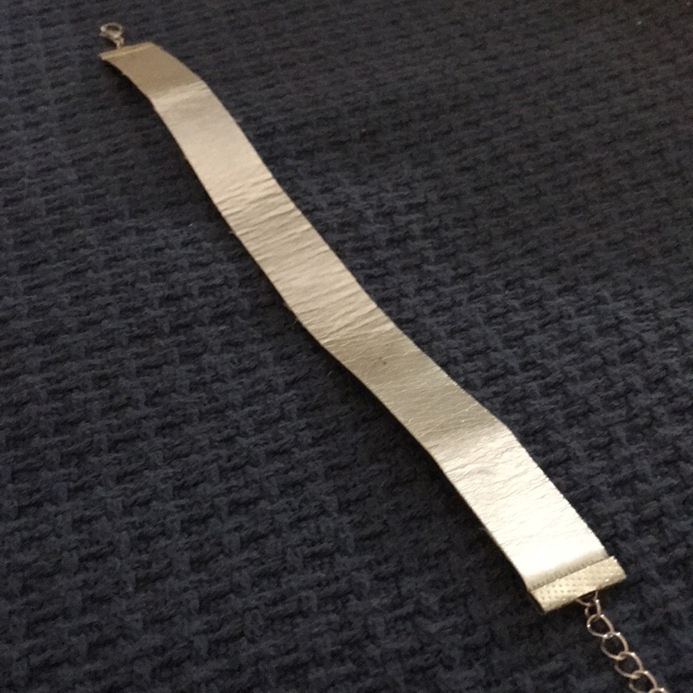 Shiny Silver Choker